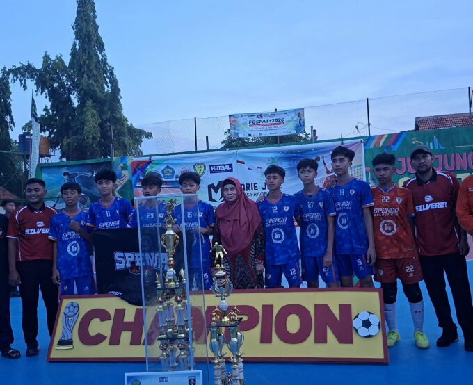 SMPN 1 SAMPANG KEMBALI MERAIH JUARA 1 PADA SEMPAT FUTSAL CUP 2026 SE-MADURA