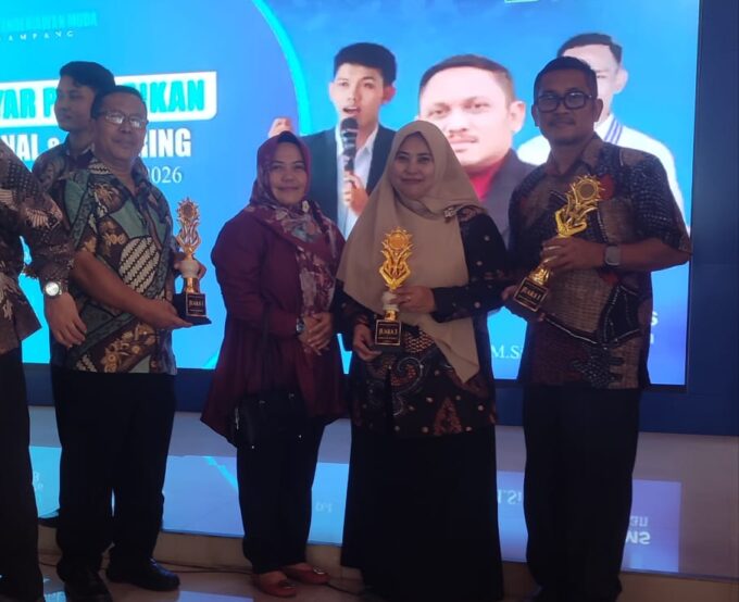SMPN 1 Sampang Ukir Sejarah Gemilang di Gebyar Pendidikan Nasional 2026 Raih Juara Umum Sekolah Berprestasi dan Dua Penghargaan Lainnya